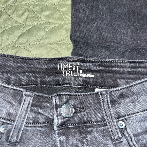 Time and Tru High Rise Black Jeans - Picture 2 of 5